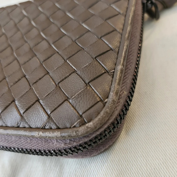 Bottega Veneta Intrecciato Leather Zip Around Wallet - Picture 12 of 14